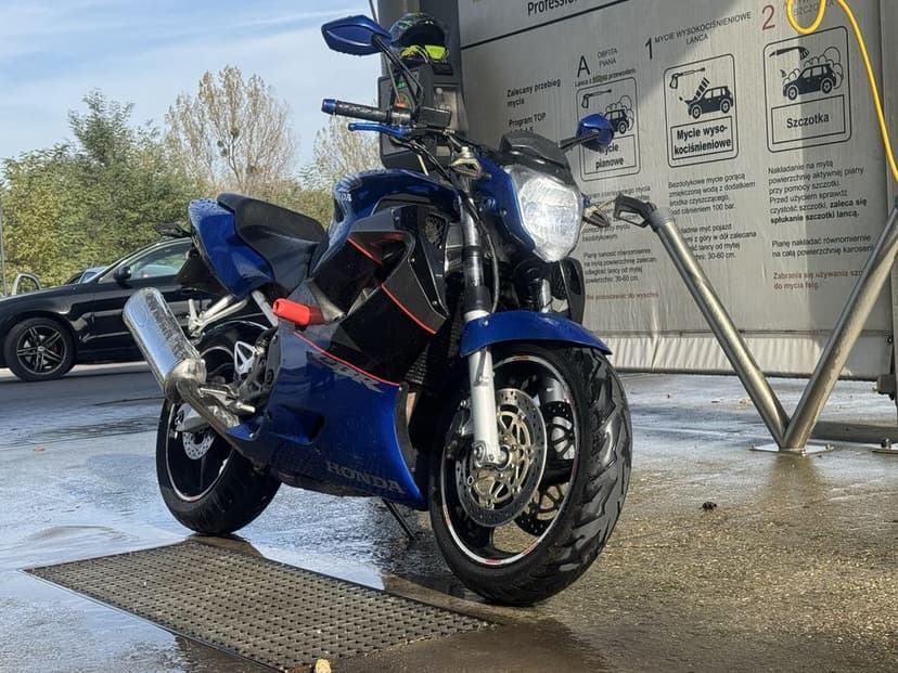 Honda cbr 600 f4