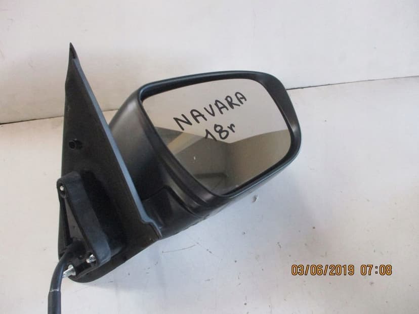 Lusterko lusterka NISSAN NAVARA 18r