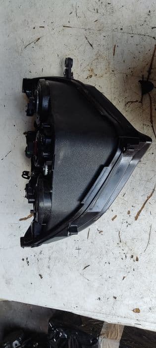 Suzuki GSX-R 750 k8 k9 L0 lampa 600
