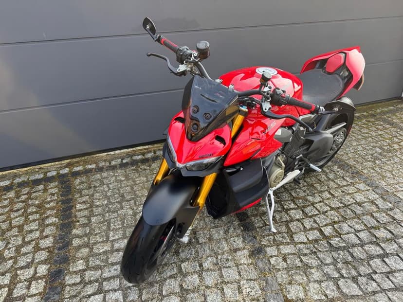 Ducati Streetfighter V4S – 208 KM, 4800 km, rocznik 2023
