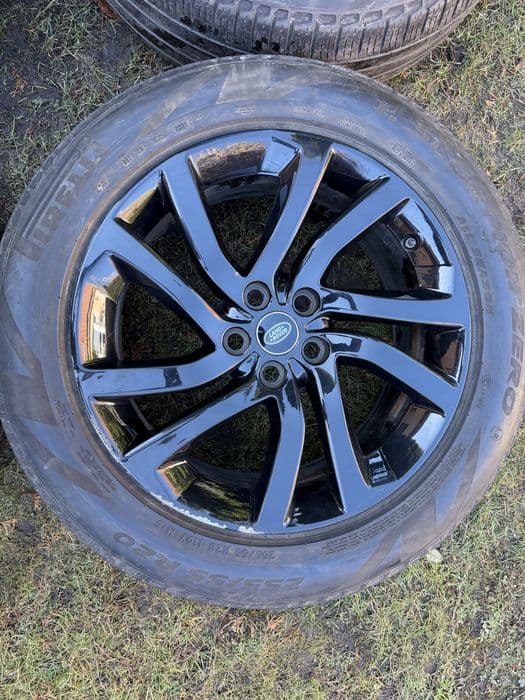 Kola Felgi Alu Land Range Rover Discovery 255/55/20 Pirelli 2022r.