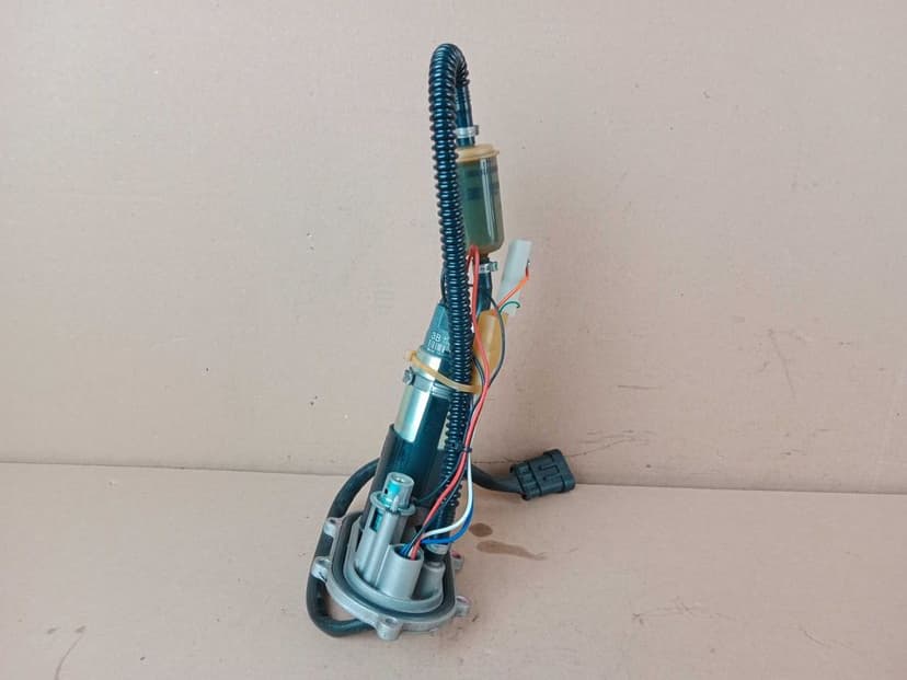 Ducati Monster 696 Pompa Paliwa 08-14