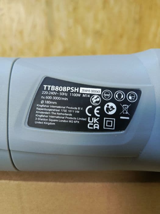 Polerka titan 1100w . powystawowa