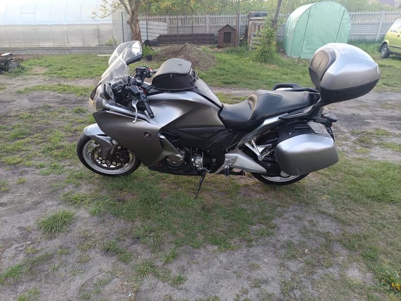 Honda VFR 1200 -2010R