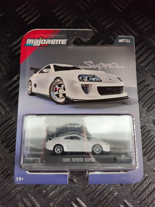Majorette premium Toyota Porsche