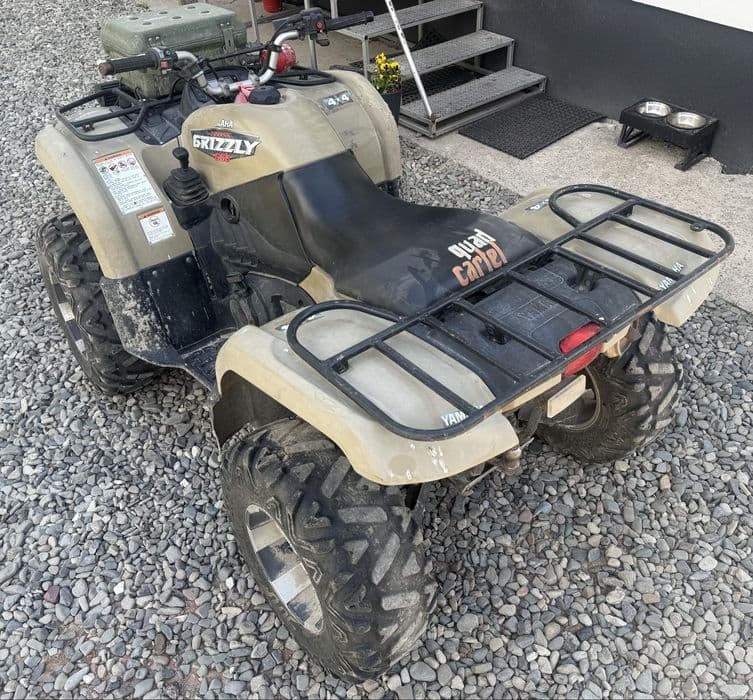 Yamaha grizzly 660 quad ATV 4x4