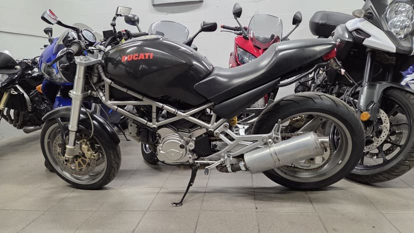 Ducati Monster 620 Włochy Moto-Pasja Dostawa pod dom