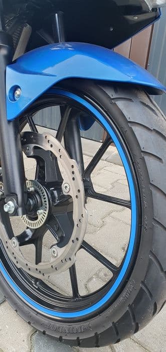 SUZUKI  GSX-R125   5 tysięcy przebiegu  yzf 125r  yzf r125 cbr 125