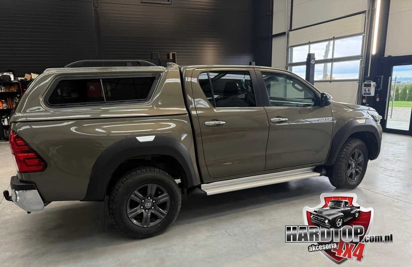 Zabudowa Paki PREMIUM HARDTOP (Szyby Przesuwne) TOYOTA HILUX 2015+ 4x4