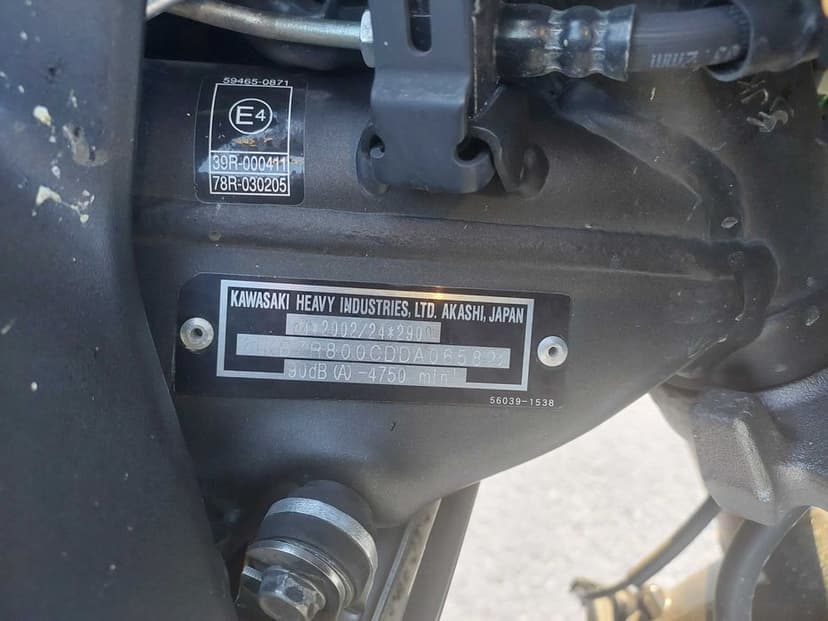 kawasaki z800 ABS (A2)