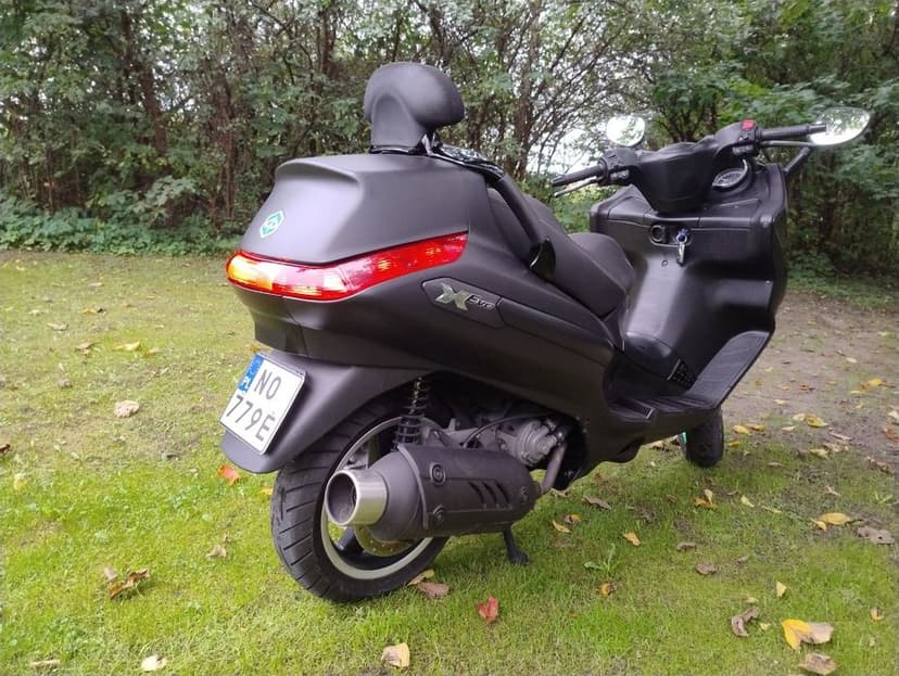 Piaggio xevo 125cm kat.B fajny stan! Mały przebieg.