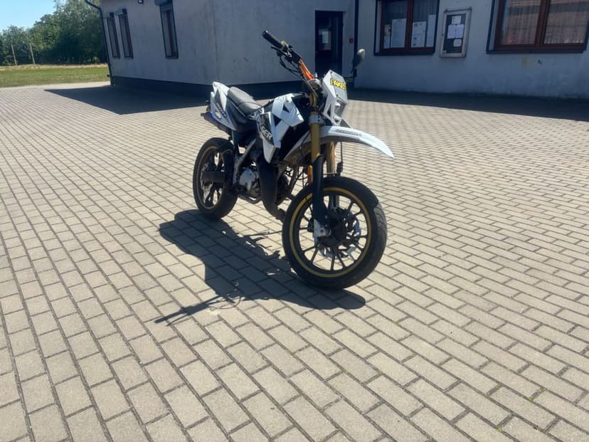 Sprzedam motor Generic trigger