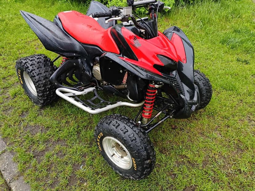 Sprzedam Hondę TRX700XX