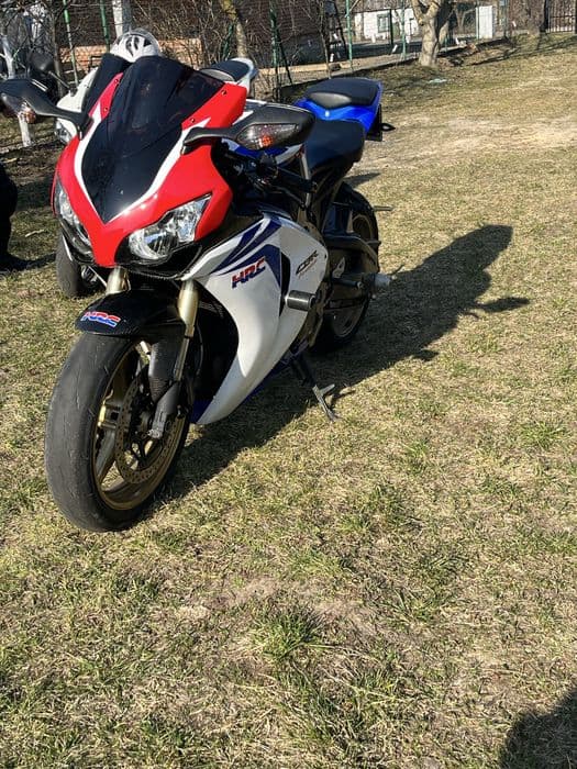 Honda cbr 1000rr sc59