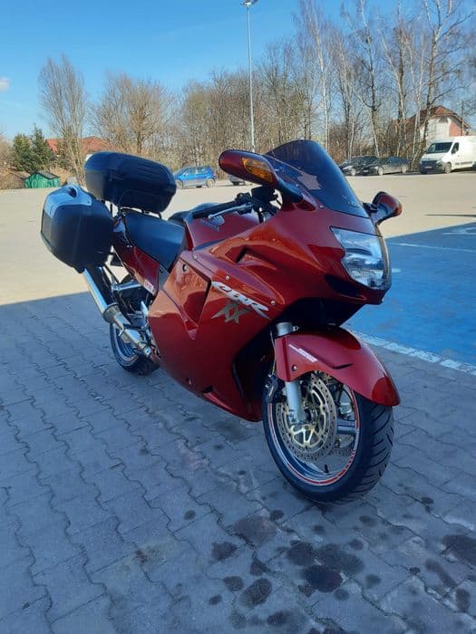 Honda cbr 1100xx bezwypadkowy oryginał
