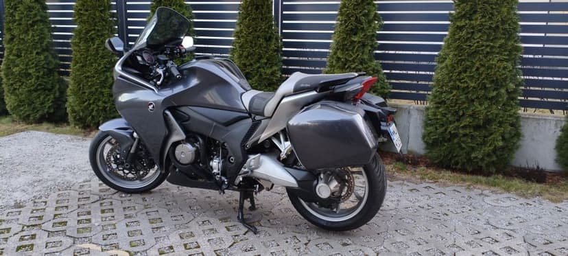 Honda VFR1200F 173KM Sprzedam