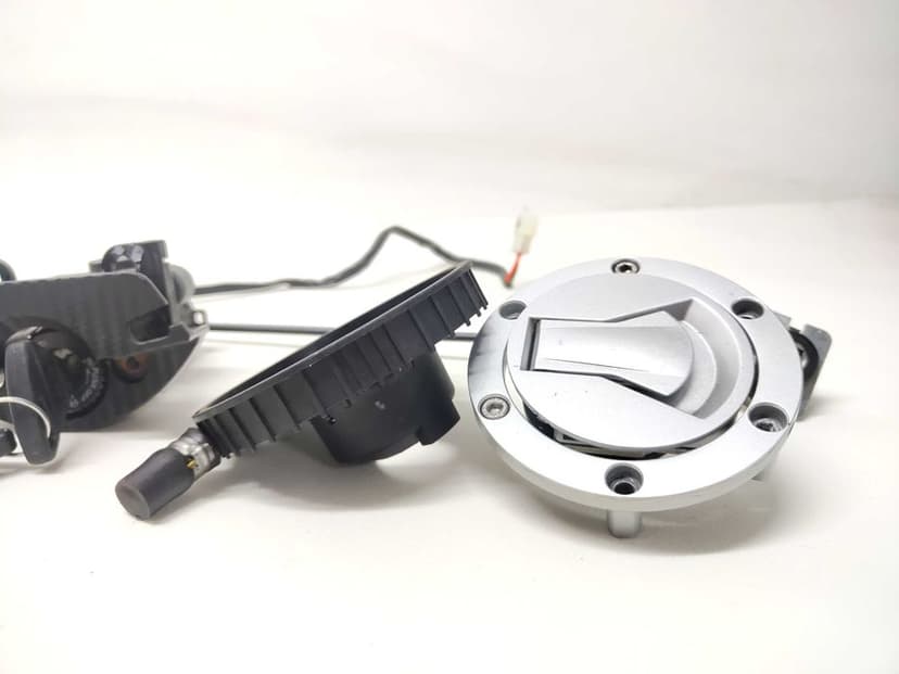 APRILIA TUONO 125 / RS4 Komplet Zamków Stacyjka Wlew Paliwa Zamek