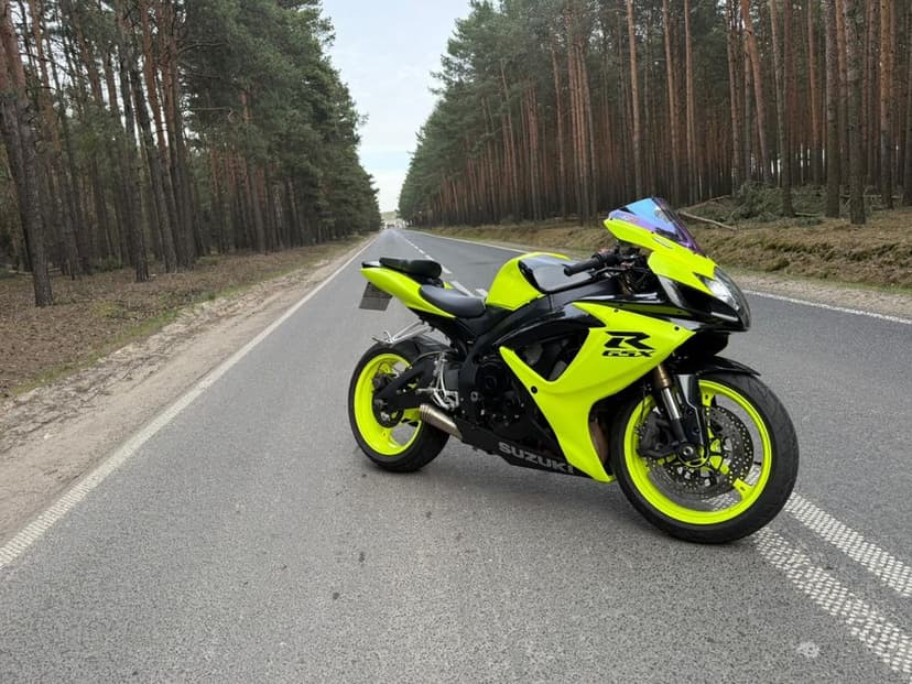 Suzuki GSXR 600 K7 GSX-R