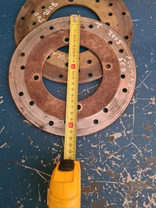 Tarcza hamulcowa przod  polaris sportsman magnum