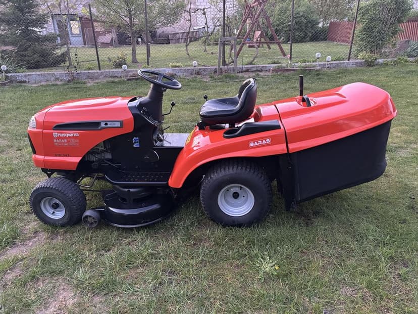 Traktorek Husqvarna  cth  141