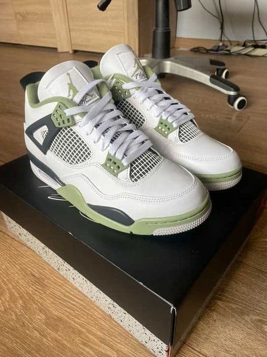 Buty sportowe Jordan_4_Retro_Seafoam R.39