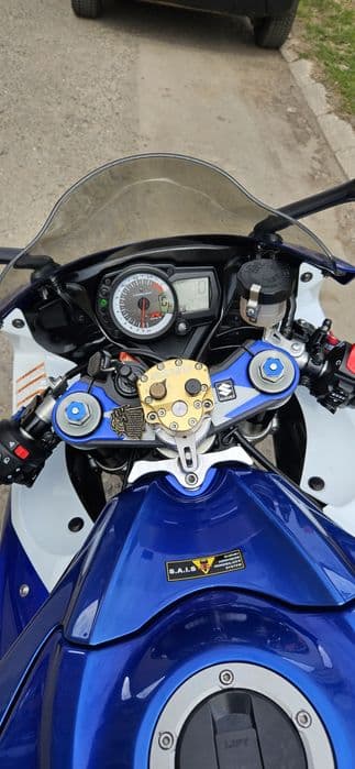 Suzuki GSXR 750 K9