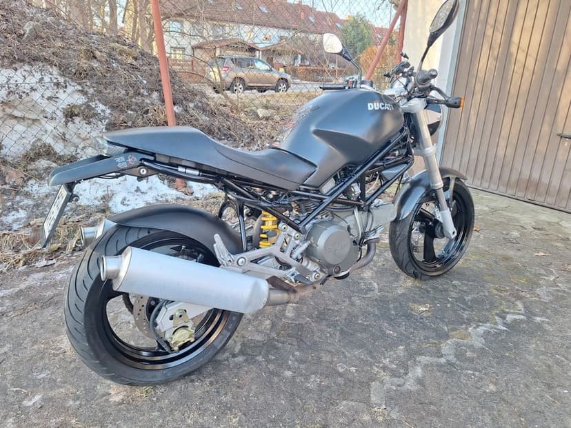 Ducati Monster 600