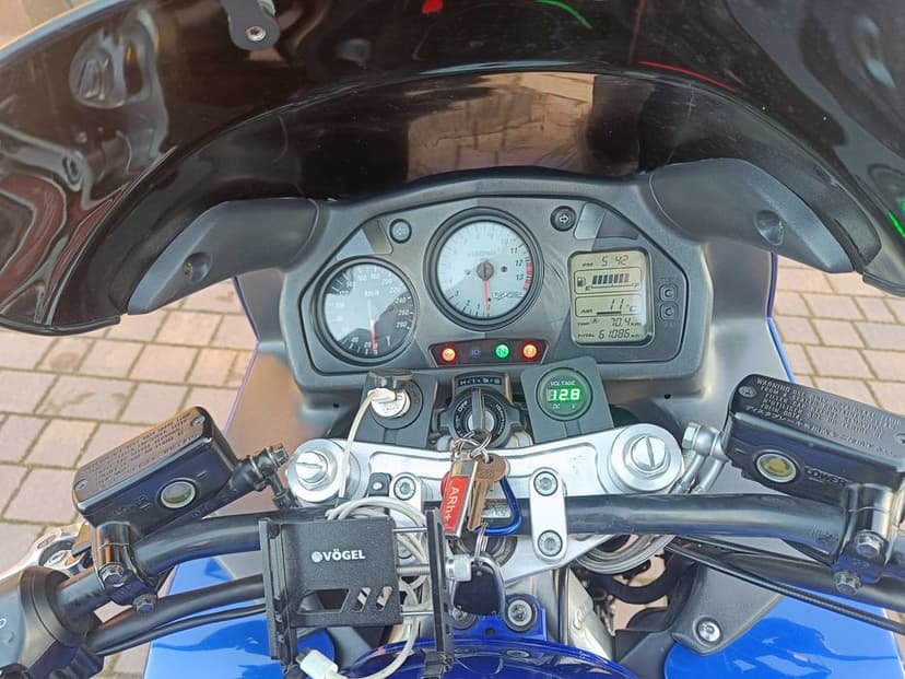 Honda VFR 800 fi RC46 !Rezerwacja!