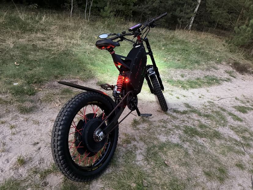 Cross rower elektryczny Villain od cyklonebike