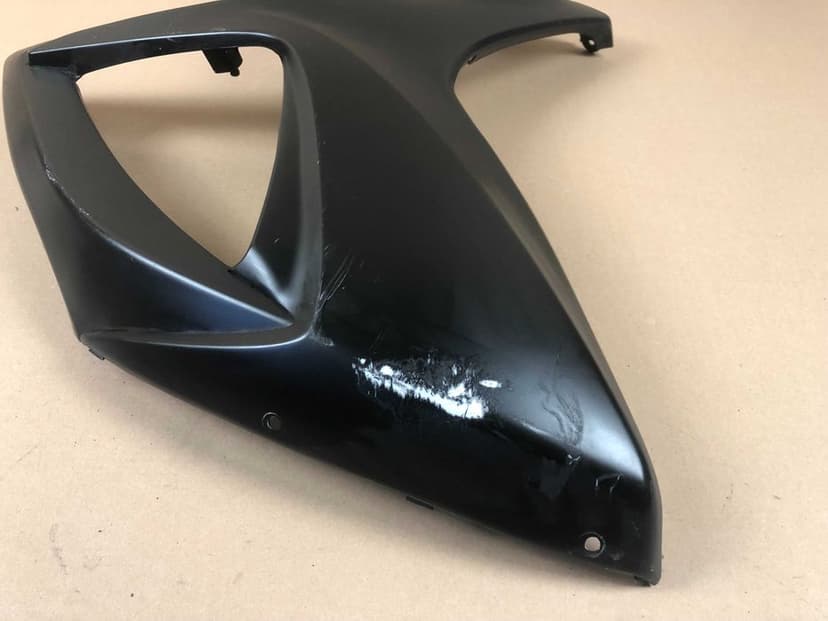 Suzuki GSX-R 600 700 K6 K7 Lewa Owiewka Osłona Wypełnienie Pług Bok