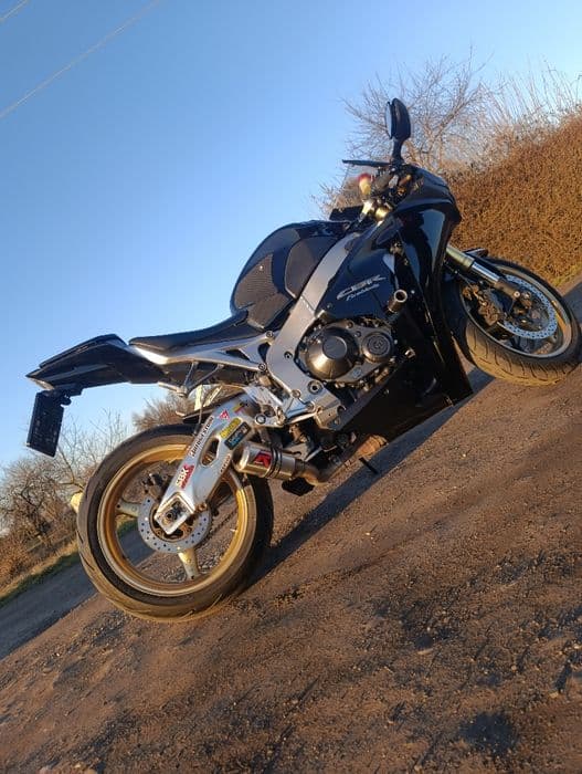 Honda CBR SC59B 1000rr