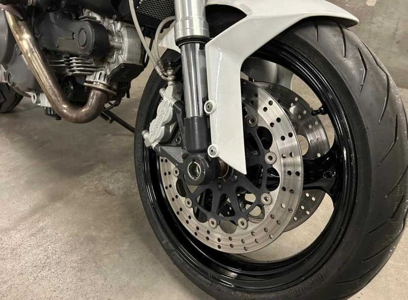 Ducati Monster 696  | 2008 | 4 tys. km | Stan bardzo dobry