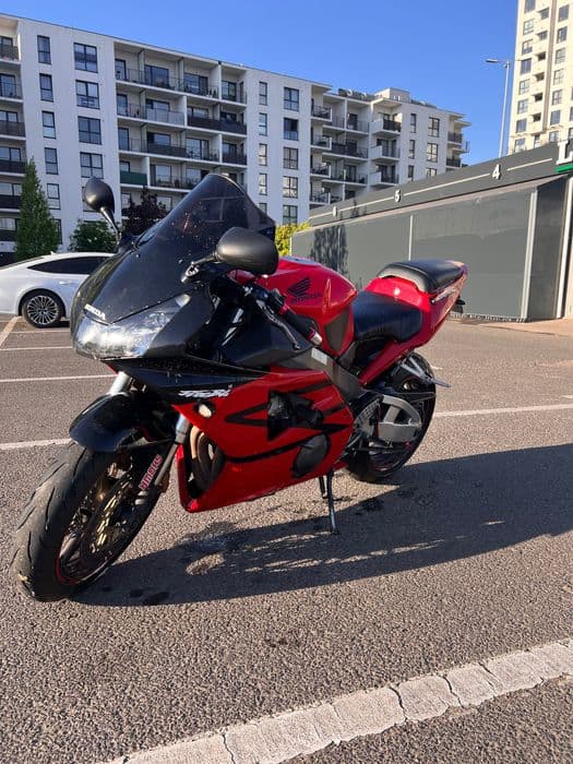 Honda CBR 954 RR 2002r A2
