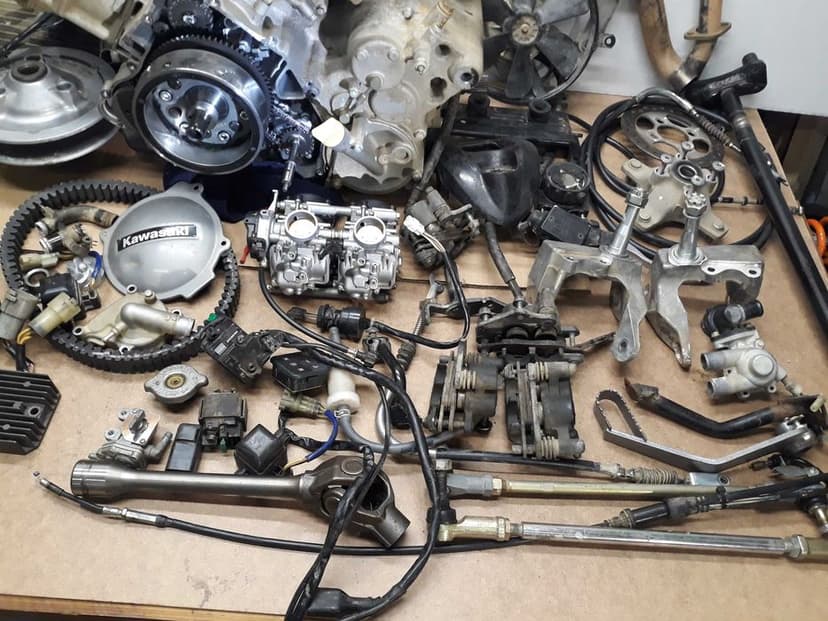 kawasaki kfx 700 dyfer os silnik modul wahacz zwrotnica gaznik magneto