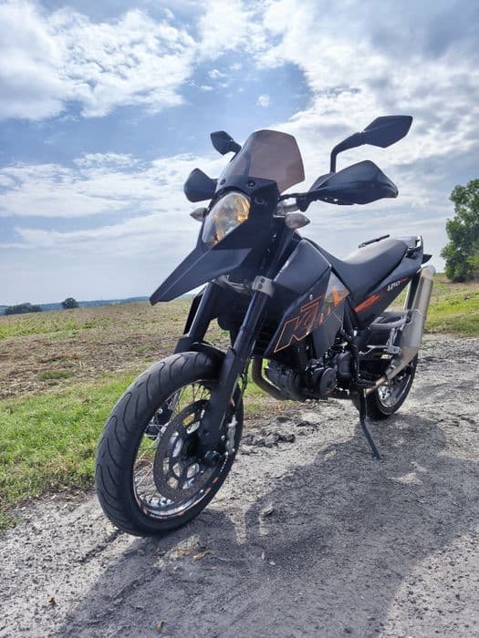 Sprzedam KTM 690 supermoto 2007r