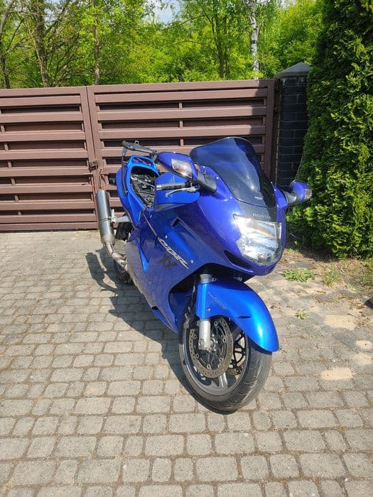 honda VFR1200x automat z 16' 18687km / CBR 1100 xx z 05'