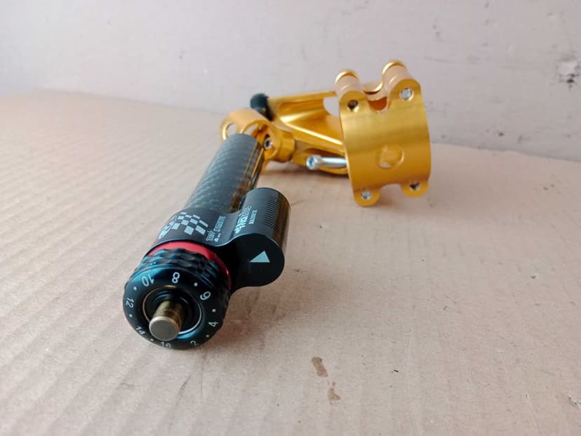 Honda CBR 600 F4i PC35 Amortyzator Skrętu z Uchwytem Mocowanie  01-06
