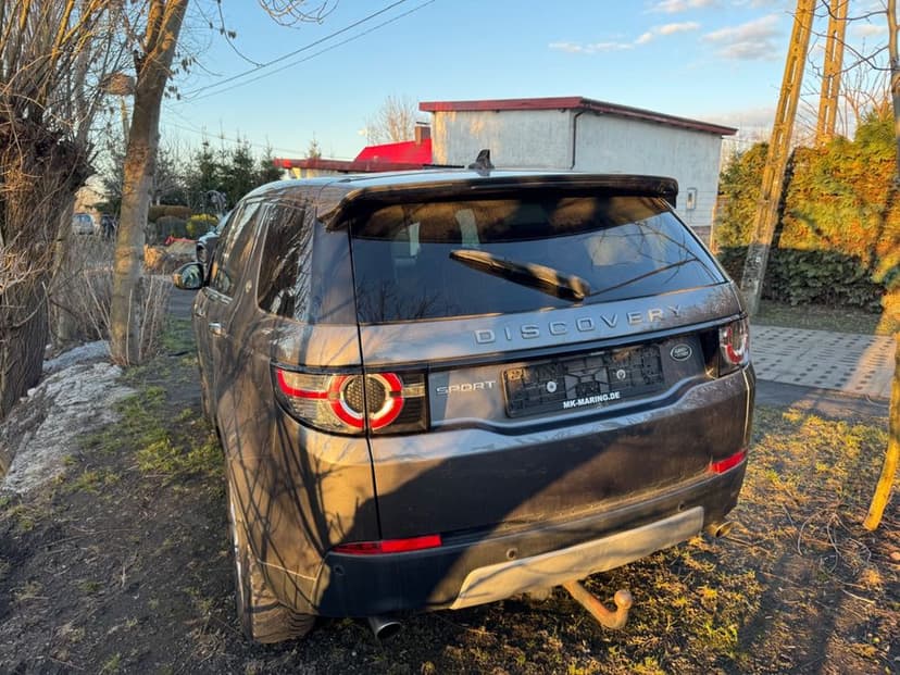Land Rover Discovery sport 2.0 niski przebieg