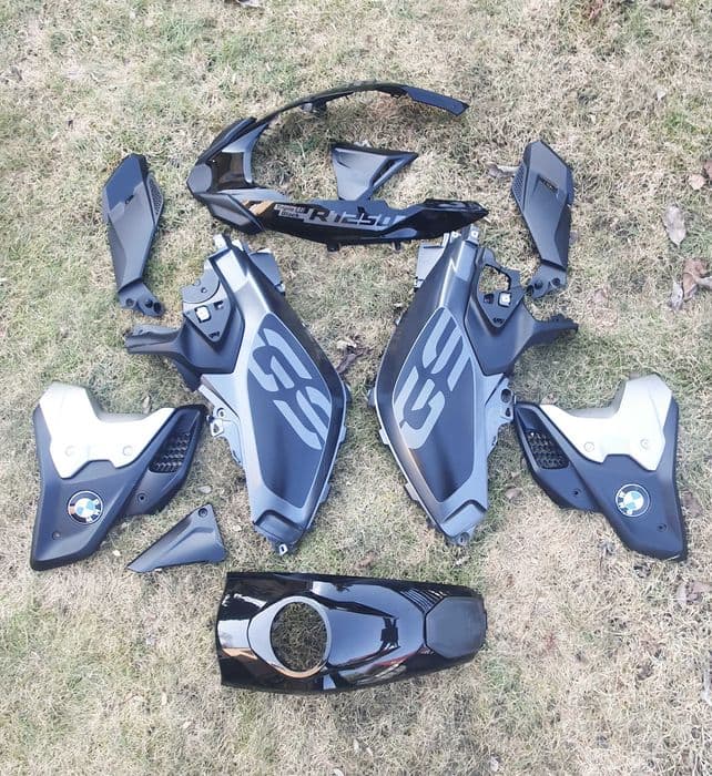 Bmw r 1250 gs triple black koło, owiewki, zawieszenie itp ..