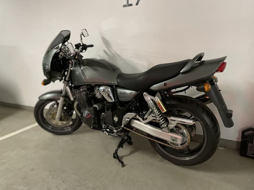 Suzuki GSX 750 F Inazuma oryginal 2000r. 32tys przebieg