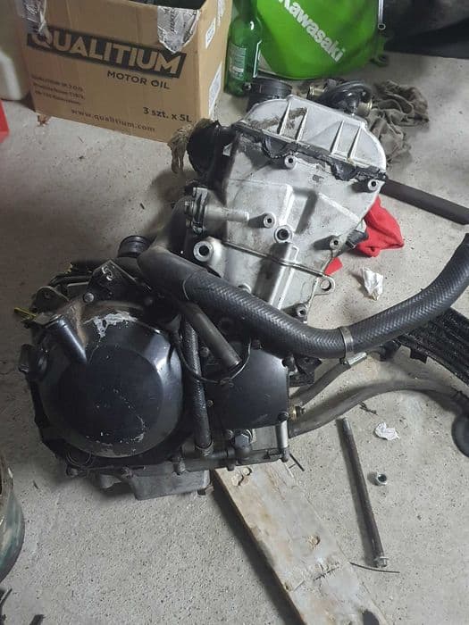 Kawasaki zx6r 95-97r. Silnik części
