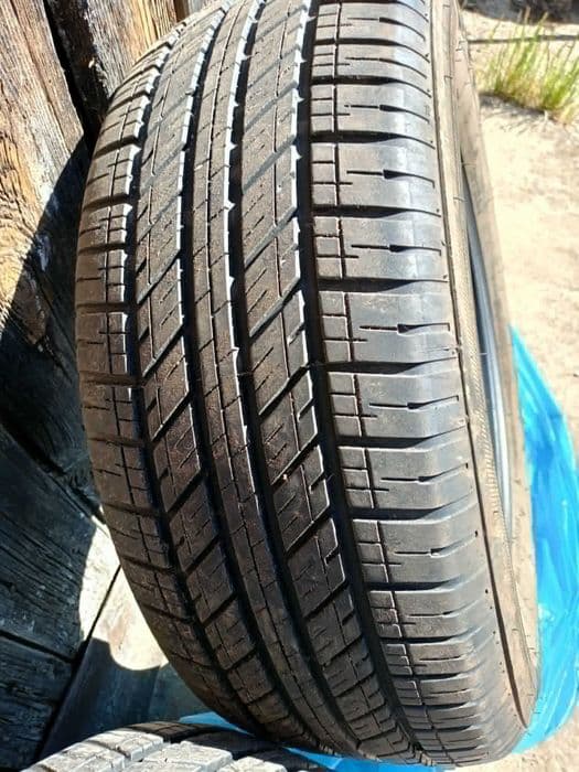 2 opony 18” od Jeep Grand Cherokee