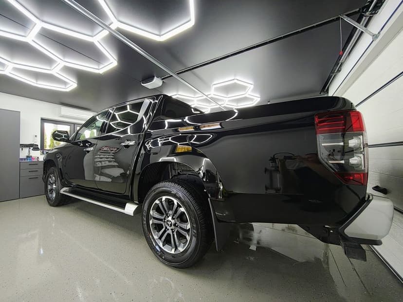 Mitsubishi L200 rok 2021 tylko 35000 tyś km jak nowy