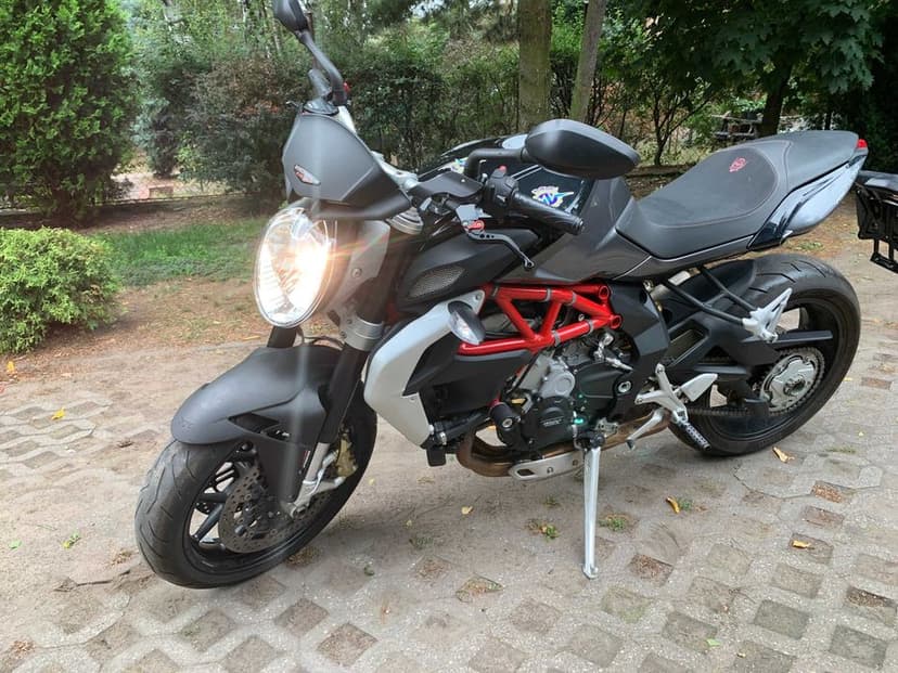 MV agusta brutale 800 ladna quickshifter 2014r 20 tys km