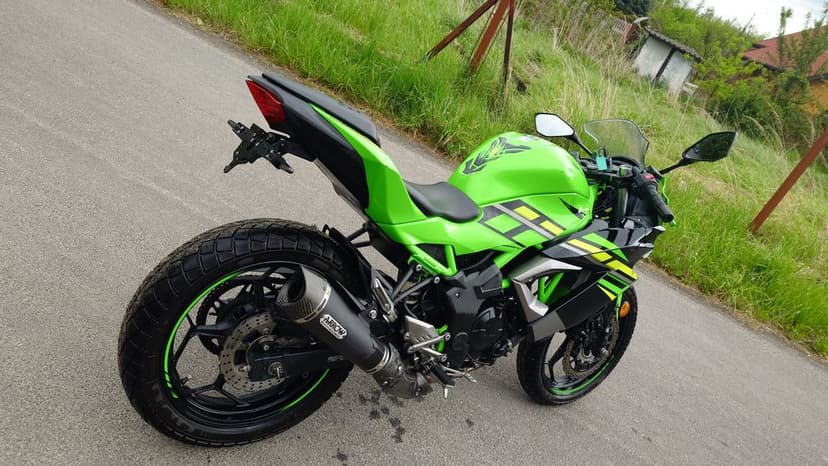 Kawasaki ninja 125 2021 rok okazja Arrow 21tys km