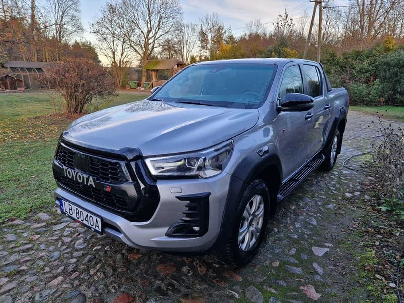 Toyota Hilux 2.8 D-4D  GR Sport 4x4, 2024r.