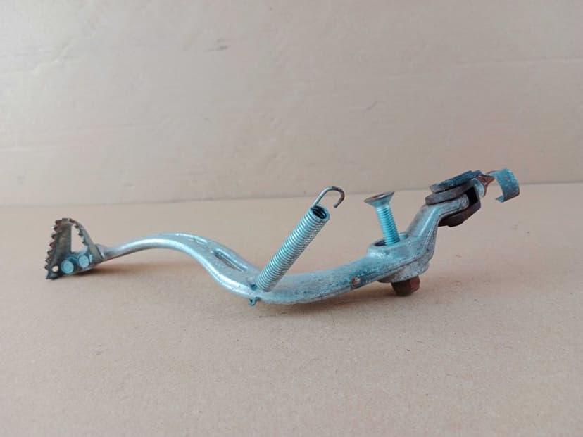 Beta RR 125 Enduro Dźwignia Hamulca Tylnego Tył 13-20