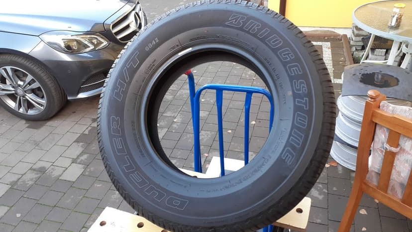 ** Opony Suzuki Jimny 4x BRIDGESTONE 195/80R15 2022r. Nowe/Demo