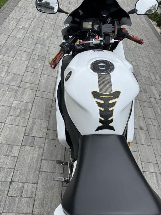 CBR 954rr fireblade