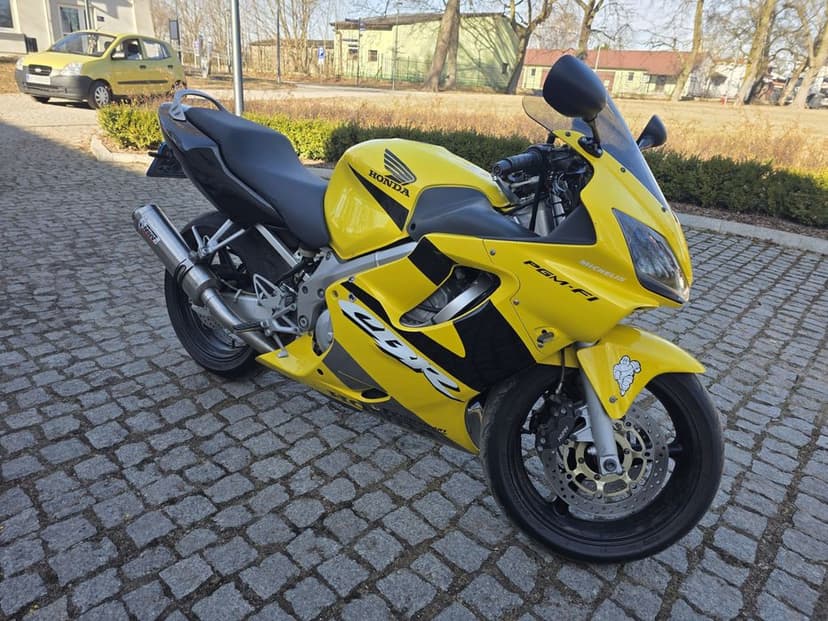 Honda CBR 600 F4I  45tys km